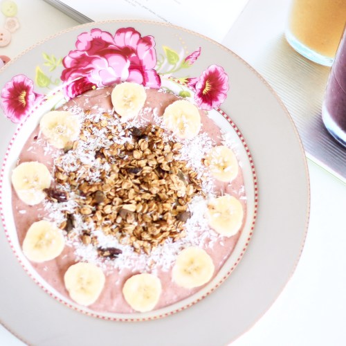 Strawberry Acai Bowl2